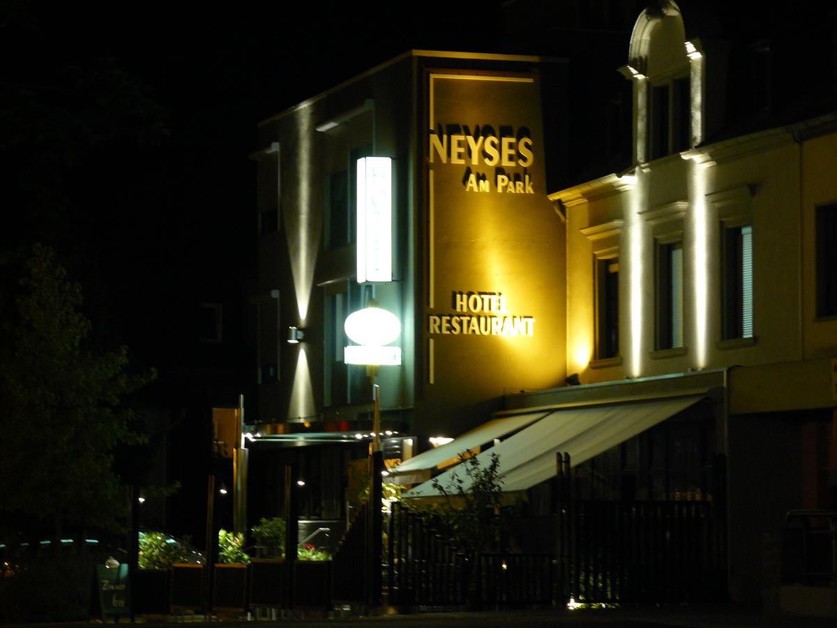 Hotel-Restaurant Neyses Am Park Kordel Екстериор снимка